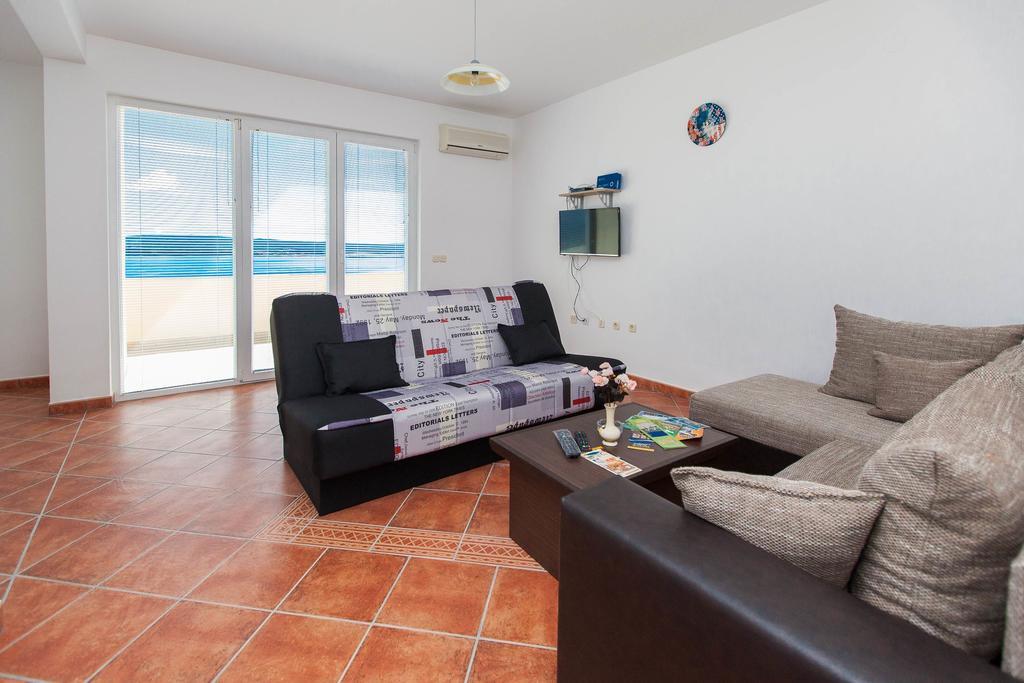 Apartmani Turudic Dramalj Esterno foto