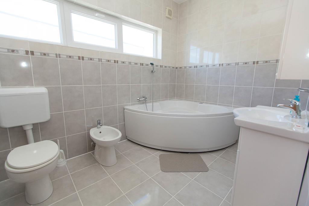 Apartmani Turudic Dramalj Esterno foto