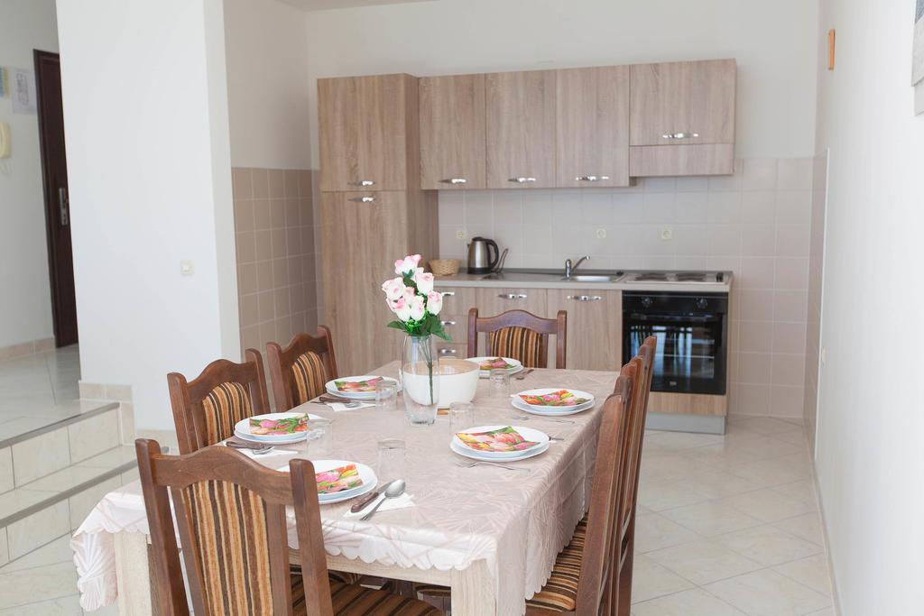 Apartmani Turudic Dramalj Esterno foto