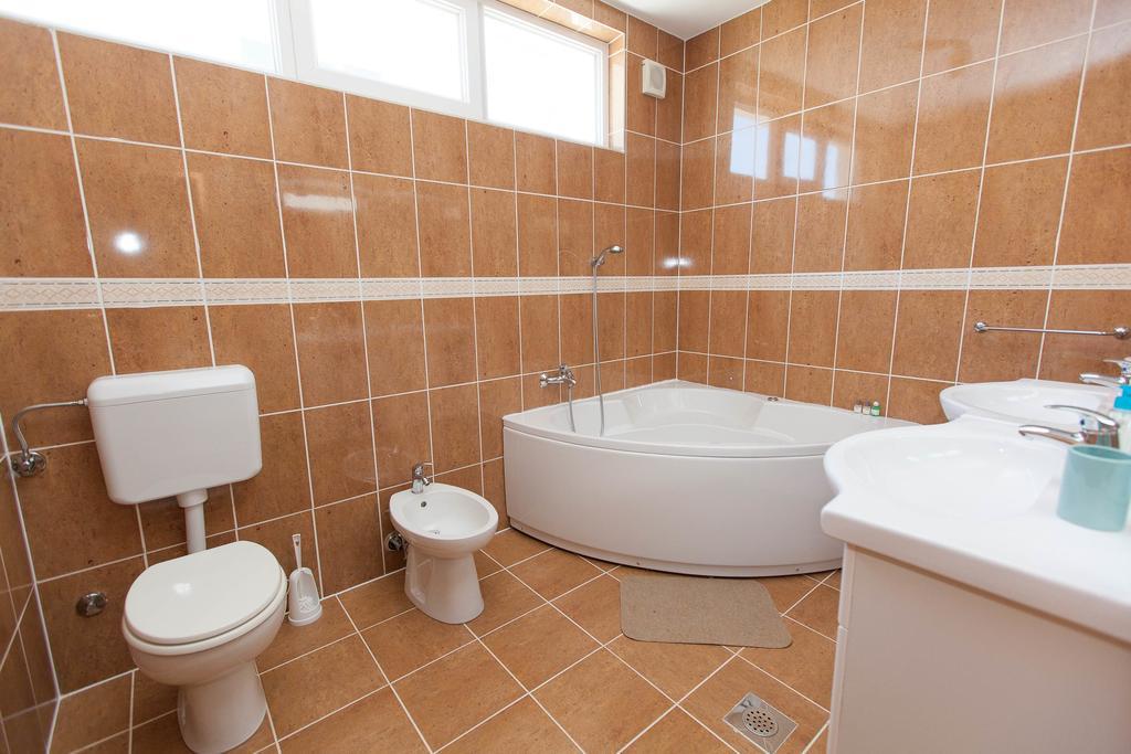 Apartmani Turudic Dramalj Esterno foto